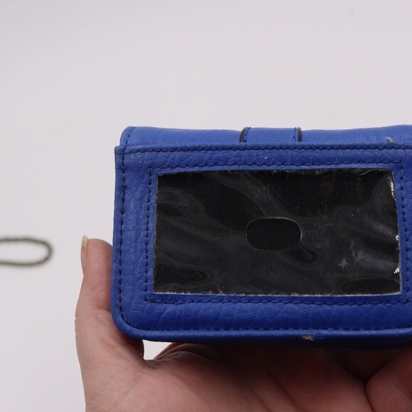 Juicy Couture Blue Key Chain Cardholder Wallet With Lock Charm - Picture 6 of 8